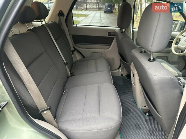 Зелений Форд Ескейп, об'ємом двигуна 2.49 л та пробігом 209 тис. км за 10999 $, фото 22 на Automoto.ua