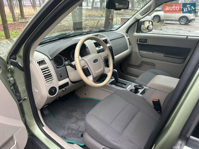 Зелений Форд Ескейп, об'ємом двигуна 2.49 л та пробігом 209 тис. км за 10999 $, фото 14 на Automoto.ua