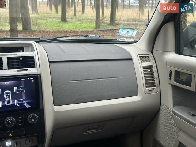 Зелений Форд Ескейп, об'ємом двигуна 2.49 л та пробігом 209 тис. км за 10999 $, фото 29 на Automoto.ua