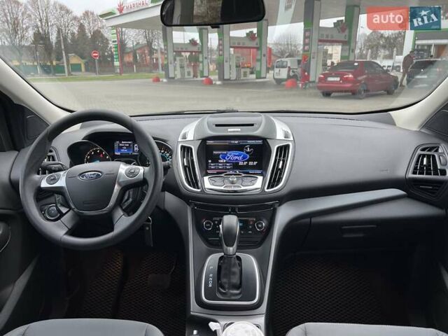 Зелений Форд Ескейп, об'ємом двигуна 1.6 л та пробігом 229 тис. км за 8999 $, фото 12 на Automoto.ua