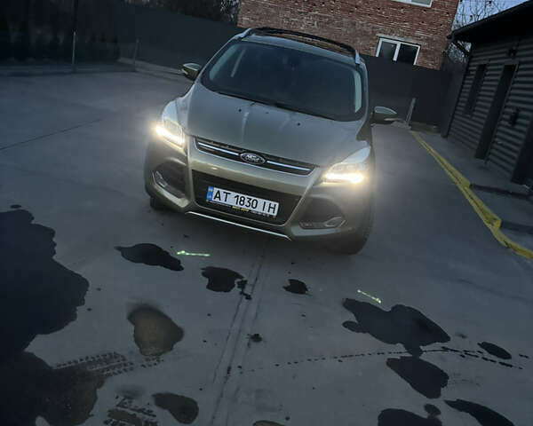 Зелений Форд Ескейп, об'ємом двигуна 2 л та пробігом 175 тис. км за 13500 $, фото 2 на Automoto.ua