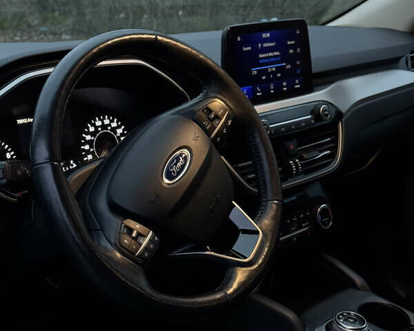 Зелений Форд Ескейп, об'ємом двигуна 1.5 л та пробігом 71 тис. км за 16300 $, фото 16 на Automoto.ua