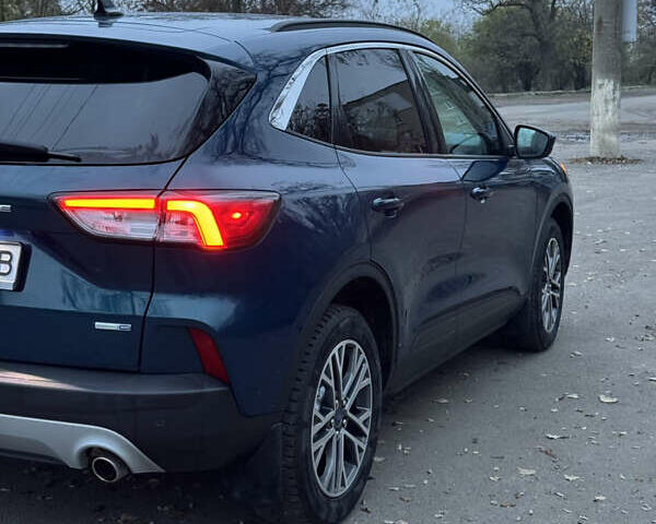 Зелений Форд Ескейп, об'ємом двигуна 1.5 л та пробігом 71 тис. км за 16300 $, фото 5 на Automoto.ua