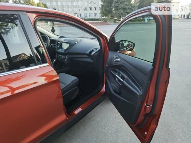 Оранжевый Форд Эскейп, объемом двигателя 1.5 л и пробегом 110 тыс. км за 13500 $, фото 20 на Automoto.ua