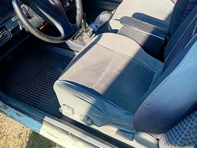 Белый Форд Эскорт, объемом двигателя 1.4 л и пробегом 0 тыс. км за 550 $, фото 9 на Automoto.ua