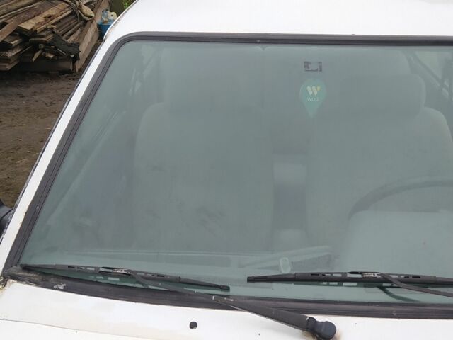 Белый Форд Эскорт, объемом двигателя 1.6 л и пробегом 300 тыс. км за 343 $, фото 21 на Automoto.ua