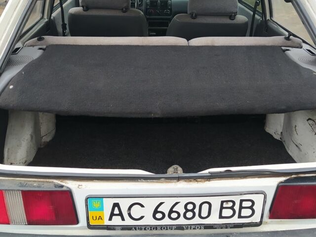 Белый Форд Эскорт, объемом двигателя 1.6 л и пробегом 300 тыс. км за 343 $, фото 14 на Automoto.ua