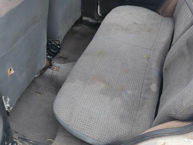 Білий Форд Ескорт, об'ємом двигуна 1.6 л та пробігом 12 тис. км за 238 $, фото 6 на Automoto.ua