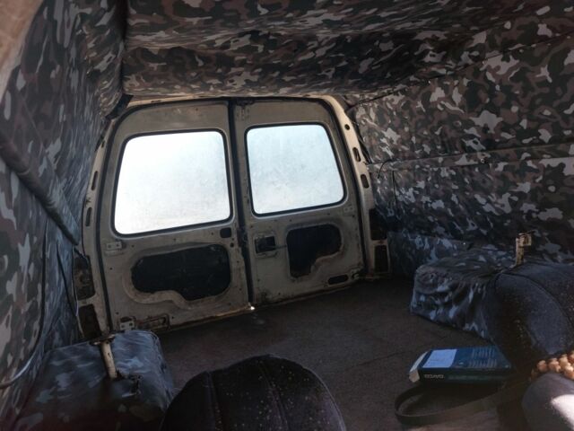 Белый Форд Эскорт, объемом двигателя 1 л и пробегом 300 тыс. км за 1500 $, фото 3 на Automoto.ua