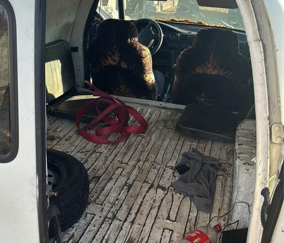 Белый Форд Эскорт, объемом двигателя 1.3 л и пробегом 150 тыс. км за 300 $, фото 5 на Automoto.ua