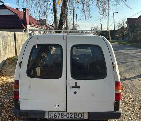 Белый Форд Эскорт, объемом двигателя 1.3 л и пробегом 150 тыс. км за 300 $, фото 2 на Automoto.ua