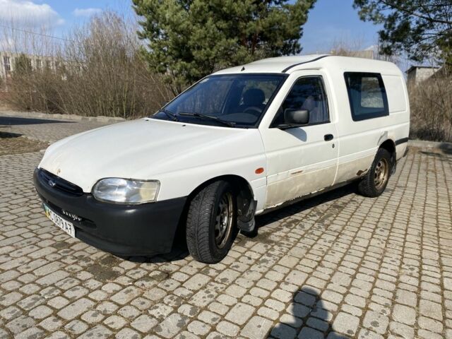 Білий Форд Ескорт, об'ємом двигуна 1.8 л та пробігом 300 тис. км за 699 $, фото 7 на Automoto.ua