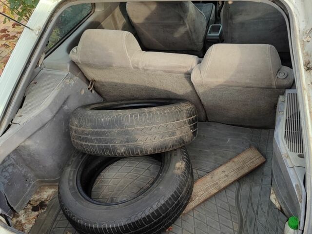 Білий Форд Ескорт, об'ємом двигуна 0 л та пробігом 100 тис. км за 591 $, фото 7 на Automoto.ua