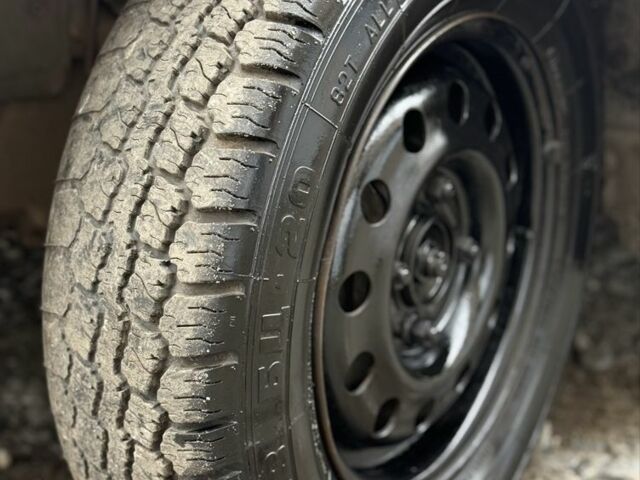 Білий Форд Ескорт, об'ємом двигуна 1.4 л та пробігом 250 тис. км за 750 $, фото 23 на Automoto.ua