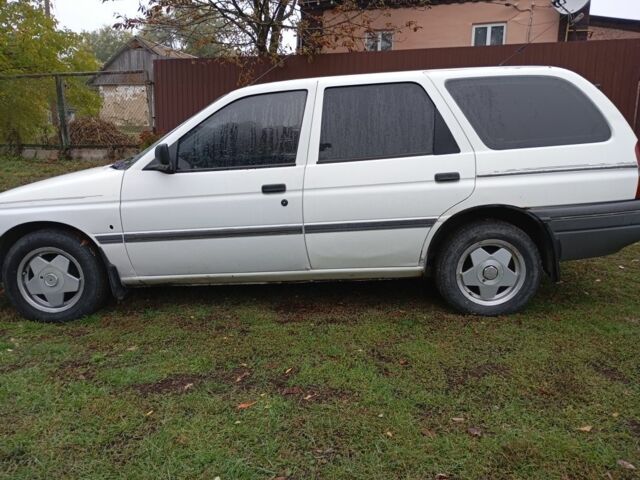 Білий Форд Ескорт, об'ємом двигуна 1.8 л та пробігом 84 тис. км за 1400 $, фото 2 на Automoto.ua