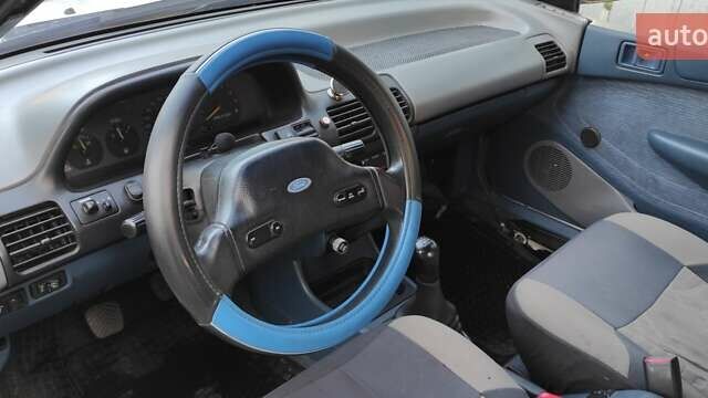 Белый Форд Эскорт, объемом двигателя 1.9 л и пробегом 259 тыс. км за 1500 $, фото 13 на Automoto.ua