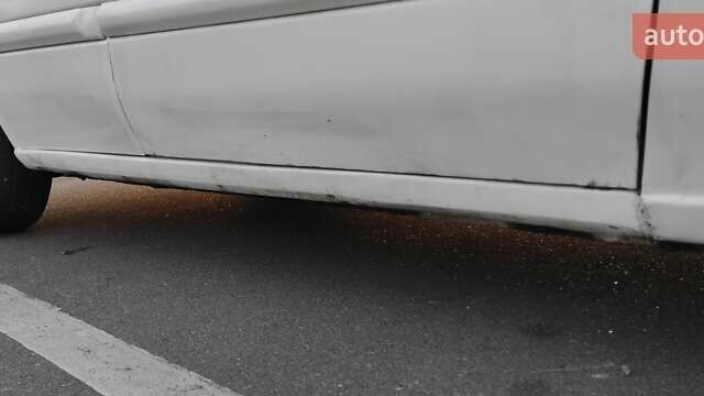 Белый Форд Эскорт, объемом двигателя 1.9 л и пробегом 259 тыс. км за 1500 $, фото 7 на Automoto.ua