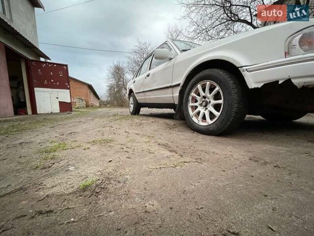 Белый Форд Эскорт, объемом двигателя 1.8 л и пробегом 150 тыс. км за 550 $, фото 4 на Automoto.ua