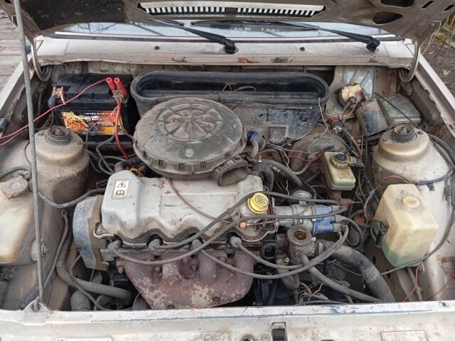 Бежевый Форд Эскорт, объемом двигателя 1.4 л и пробегом 189 тыс. км за 500 $, фото 6 на Automoto.ua