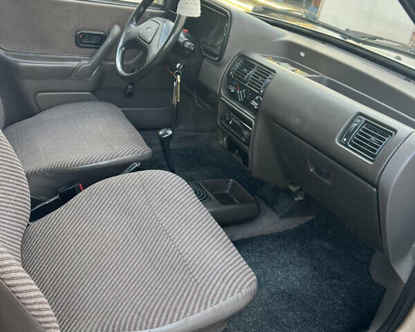 Бежевий Форд Ескорт, об'ємом двигуна 1.4 л та пробігом 150 тис. км за 880 $, фото 23 на Automoto.ua