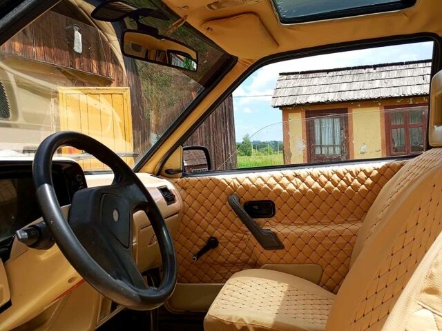 Черный Форд Эскорт, объемом двигателя 1.3 л и пробегом 120 тыс. км за 1200 $, фото 1 на Automoto.ua