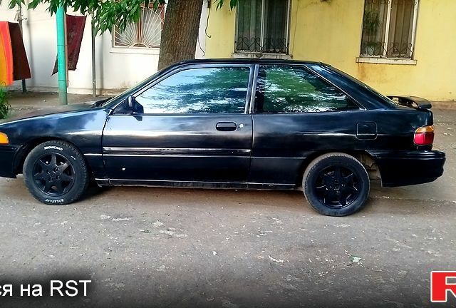 Чорний Форд Ескорт, об'ємом двигуна 1.9 л та пробігом 0 тис. км за 1200 $, фото 1 на Automoto.ua