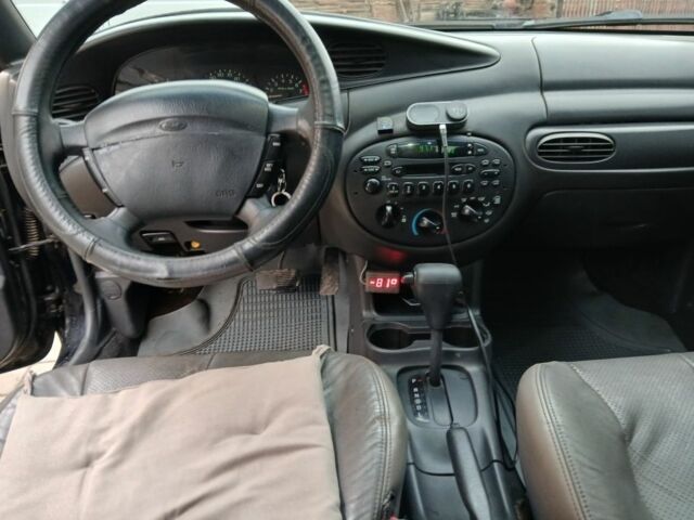 Черный Форд Эскорт, объемом двигателя 2 л и пробегом 149 тыс. км за 2200 $, фото 8 на Automoto.ua