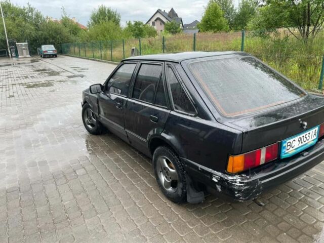 Черный Форд Эскорт, объемом двигателя 0 л и пробегом 777 тыс. км за 355 $, фото 2 на Automoto.ua