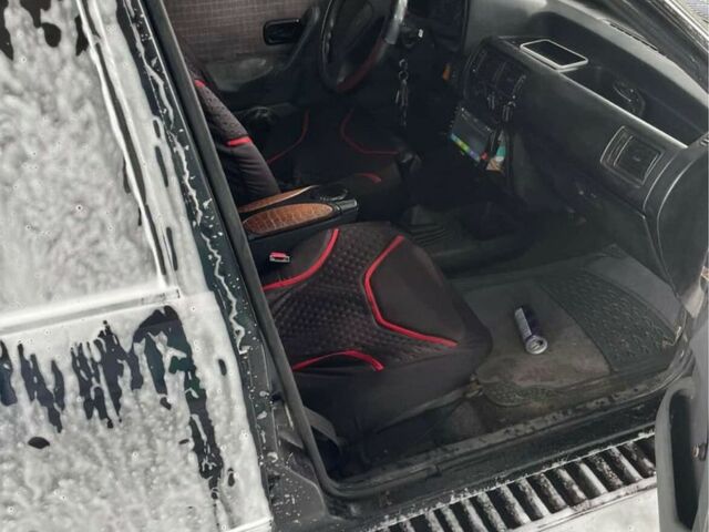 Черный Форд Эскорт, объемом двигателя 0 л и пробегом 777 тыс. км за 355 $, фото 4 на Automoto.ua