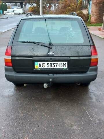 Черный Форд Эскорт, объемом двигателя 1.6 л и пробегом 349 тыс. км за 2000 $, фото 10 на Automoto.ua