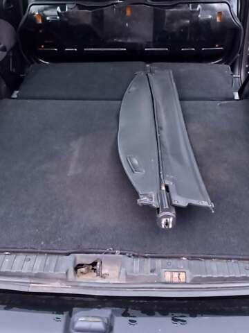 Черный Форд Эскорт, объемом двигателя 1.6 л и пробегом 349 тыс. км за 2000 $, фото 14 на Automoto.ua