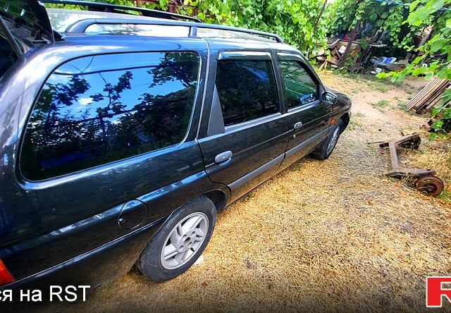 Чорний Форд Ескорт, об'ємом двигуна 1.6 л та пробігом 350 тис. км за 2200 $, фото 6 на Automoto.ua