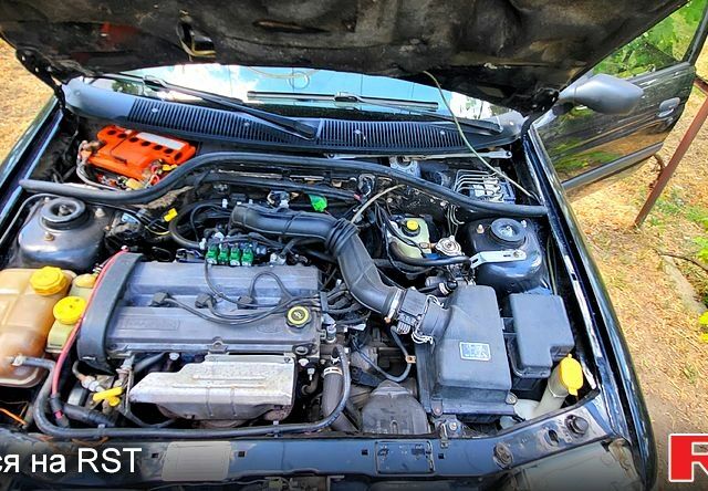 Чорний Форд Ескорт, об'ємом двигуна 1.6 л та пробігом 350 тис. км за 2200 $, фото 5 на Automoto.ua