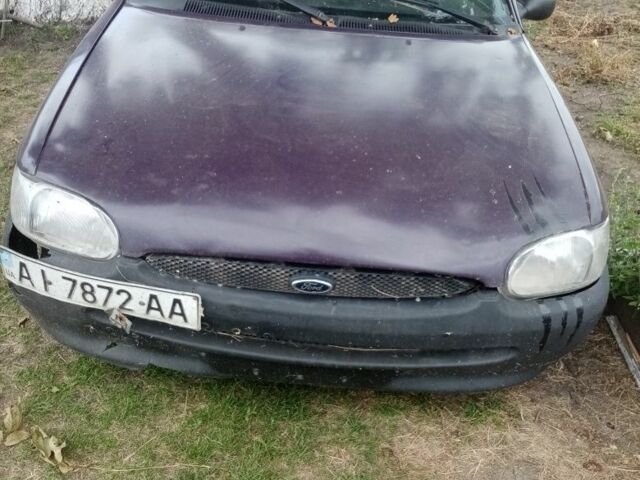 Фиолетовый Форд Эскорт, объемом двигателя 1.6 л и пробегом 160 тыс. км за 596 $, фото 2 на Automoto.ua