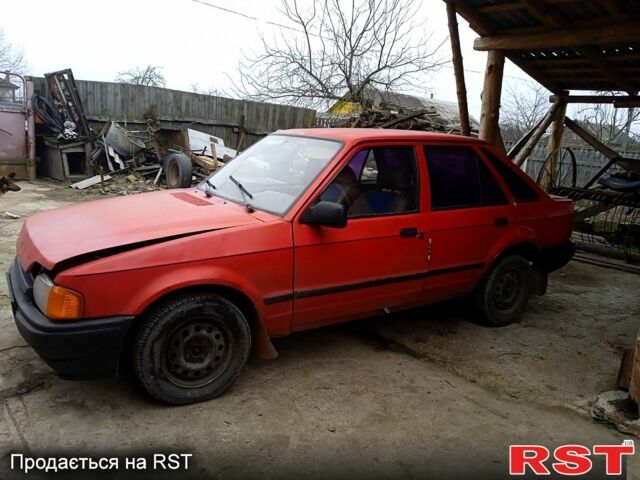 Червоний Форд Ескорт, об'ємом двигуна 1.6 л та пробігом 300 тис. км за 850 $, фото 1 на Automoto.ua