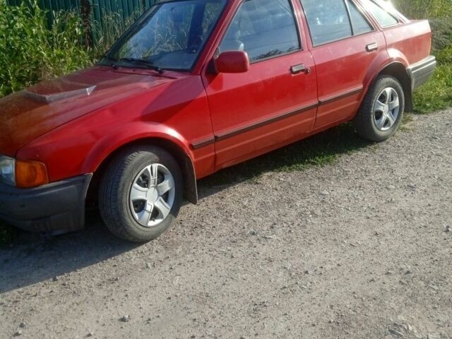 Красный Форд Эскорт, объемом двигателя 1.3 л и пробегом 300 тыс. км за 1000 $, фото 3 на Automoto.ua