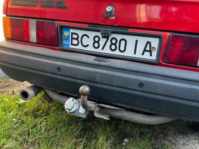 Красный Форд Эскорт, объемом двигателя 1.6 л и пробегом 250 тыс. км за 950 $, фото 4 на Automoto.ua