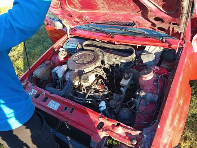 Червоний Форд Ескорт, об'ємом двигуна 1.4 л та пробігом 333 тис. км за 700 $, фото 9 на Automoto.ua