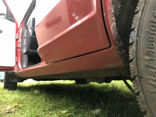 Красный Форд Эскорт, объемом двигателя 1.6 л и пробегом 70 тыс. км за 900 $, фото 5 на Automoto.ua