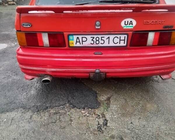 Червоний Форд Ескорт, об'ємом двигуна 1 л та пробігом 120 тис. км за 710 $, фото 3 на Automoto.ua