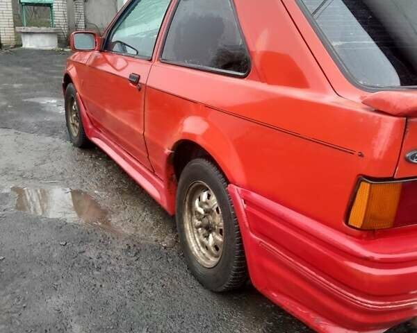 Червоний Форд Ескорт, об'ємом двигуна 1 л та пробігом 120 тис. км за 710 $, фото 7 на Automoto.ua