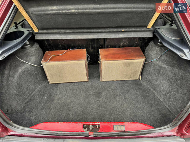 Красный Форд Эскорт, объемом двигателя 1.8 л и пробегом 55 тыс. км за 1500 $, фото 16 на Automoto.ua