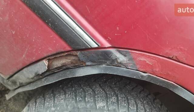 Красный Форд Эскорт, объемом двигателя 1.39 л и пробегом 100 тыс. км за 1100 $, фото 2 на Automoto.ua