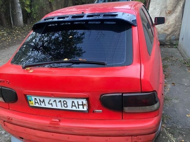 Красный Форд Эскорт, объемом двигателя 1 л и пробегом 100 тыс. км за 1500 $, фото 1 на Automoto.ua