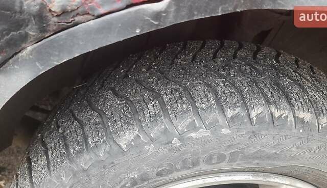 Красный Форд Эскорт, объемом двигателя 1.39 л и пробегом 100 тыс. км за 1100 $, фото 3 на Automoto.ua