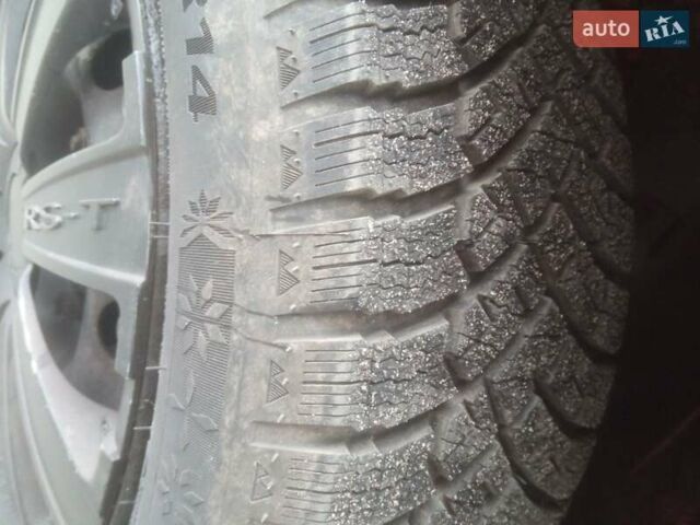 Красный Форд Эскорт, объемом двигателя 1.4 л и пробегом 233 тыс. км за 899 $, фото 2 на Automoto.ua