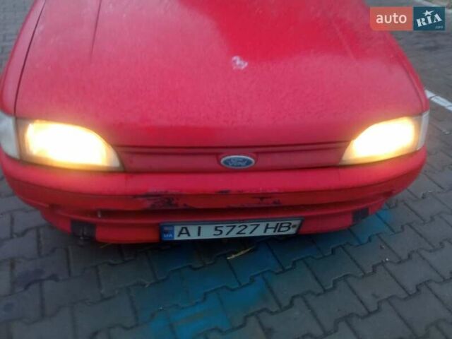 Красный Форд Эскорт, объемом двигателя 1.4 л и пробегом 233 тыс. км за 999 $, фото 7 на Automoto.ua