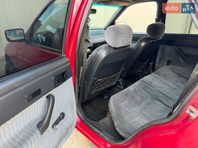 Червоний Форд Ескорт, об'ємом двигуна 1.6 л та пробігом 231 тис. км за 1350 $, фото 26 на Automoto.ua