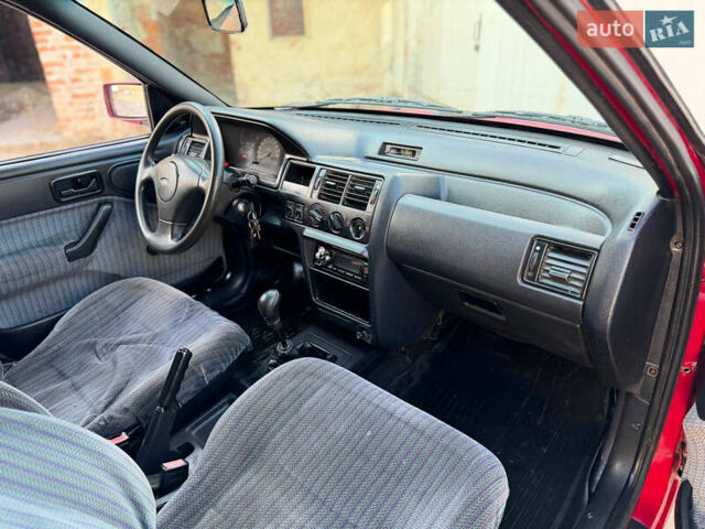 Червоний Форд Ескорт, об'ємом двигуна 1.6 л та пробігом 231 тис. км за 1350 $, фото 28 на Automoto.ua