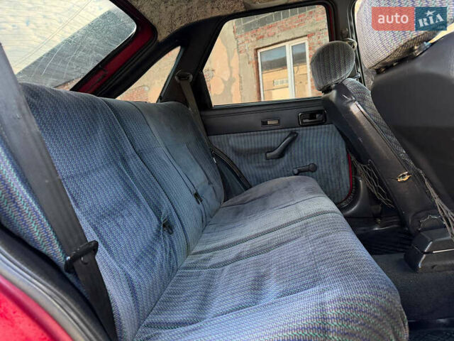 Червоний Форд Ескорт, об'ємом двигуна 1.6 л та пробігом 231 тис. км за 1350 $, фото 30 на Automoto.ua